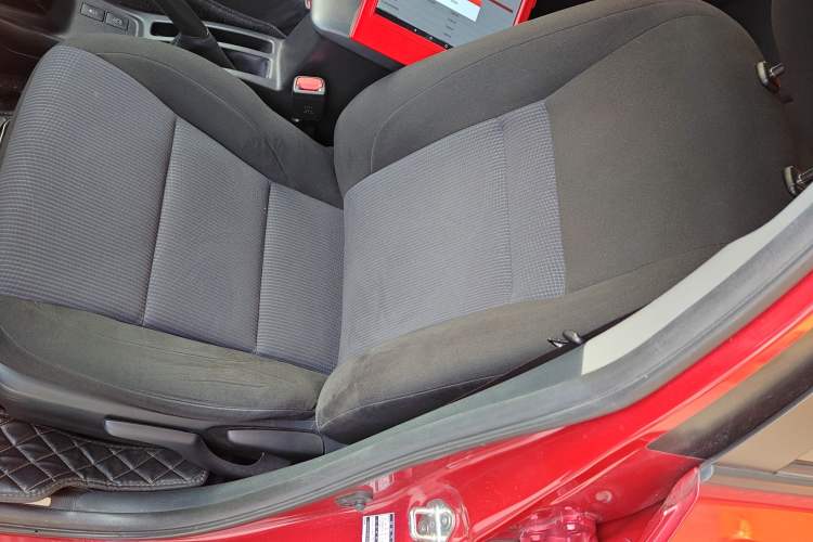 Used Toyota YARiS L 2017 1.5E CVT Dynamic Edition
