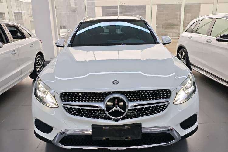 Used Mercedes-Benz GLC 2016 GLC 260 4MATIC Dynamic Edition
