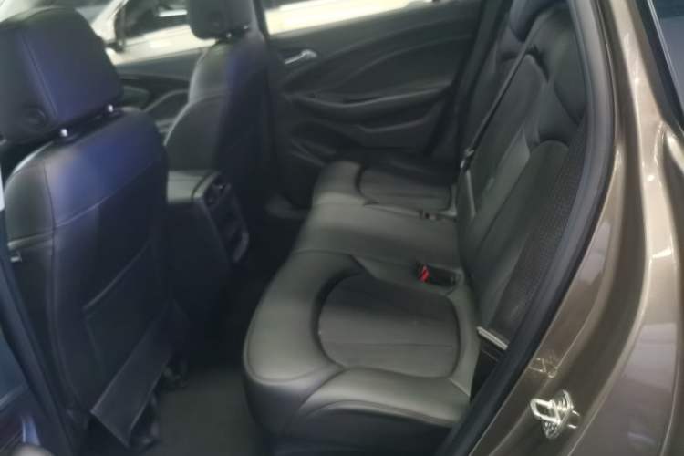 Used Buick Envision 2018 20T Two-Wheel-Drive Leading Model
