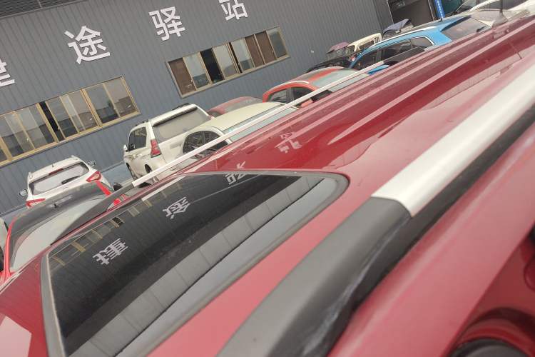 Used Oshan CX70 2016 1.6L manual luxury version