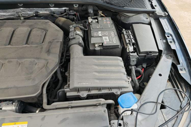 Used Volkswagen Magotan 2023 2 Million Units Limited Edition 330TSI DSG Leading Version
