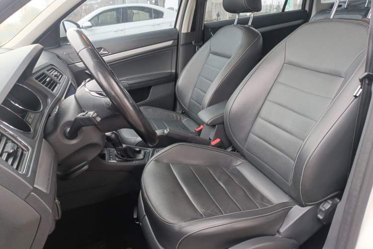 Used Volkswagen Gran Lavida 2017 180TSI DSG Comfort Edition
