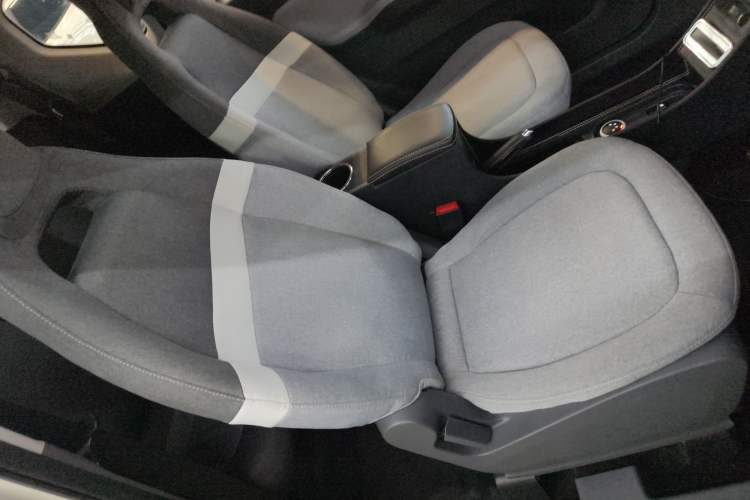 Used Wuling Hongguang MINIEV 2022 Macaron Premium Model – Lithium Iron Phosphate