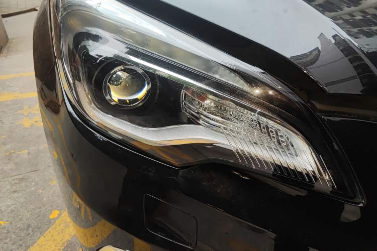 Used Buick Envision 2014 28T Four-Wheel Drive Elite Model