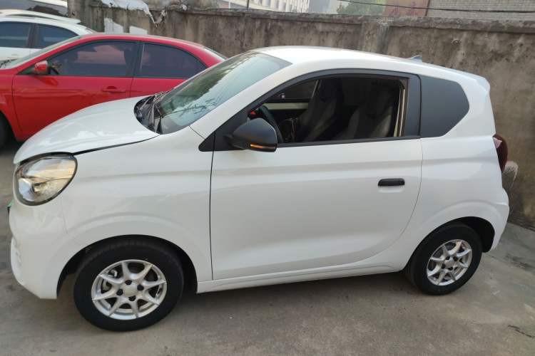 Used Roewe Clever 2022 311km QiQi BoBo Edition