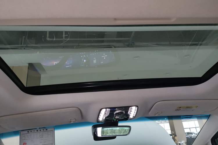 Used Buick Century 2023 2.0T Six-Seater Yinshi Edition
