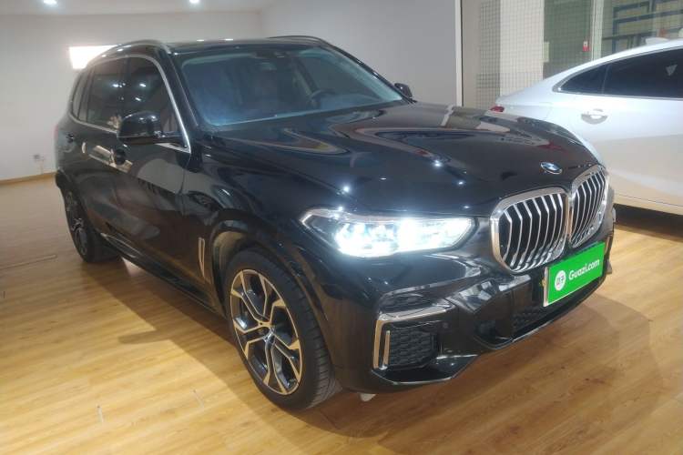 Used BMW X5 2022 Restyled xDrive 30Li Luxury Version M Sport Package
