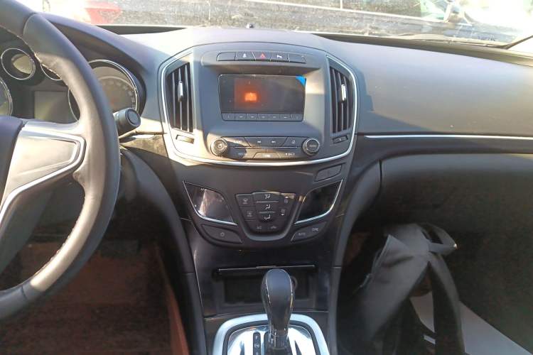 Used Buick Regal 2015 1.6T Leading Technology Model
