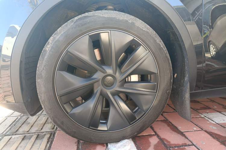 Used Tesla Model Y 2024 Rear-Wheel-Drive Version