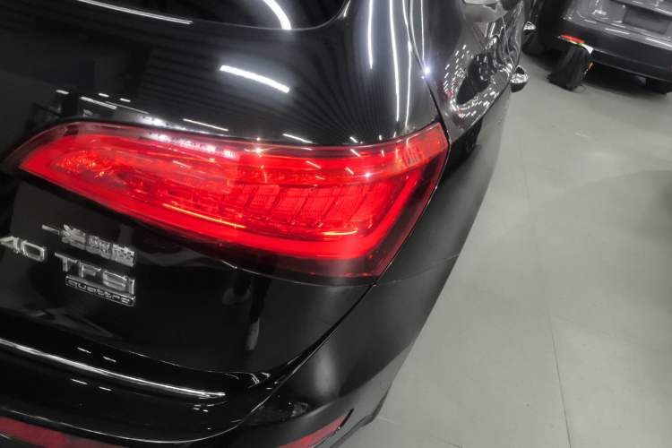 Used Audi Q5 2017 40 TFSI Comfort Model
