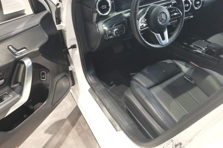 Used Mercedes-Benz A-Class 2020 Facelift A 180 L Sport Sedan Special Configuration