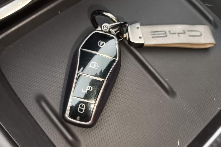 Used BYD Seal 06 New Energy 2024 DM-i 80KM Prestige Model
