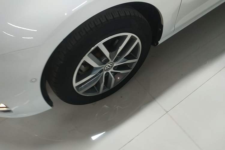 Used Volkswagen Golf 2017 230TSI Automatic Luxury Million-Vehicle Commemorative Edition