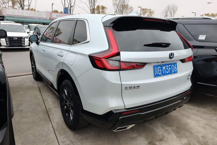 Used Honda CR-V 2023 2.0L eHEV Two-Wheel Drive Smart Edition