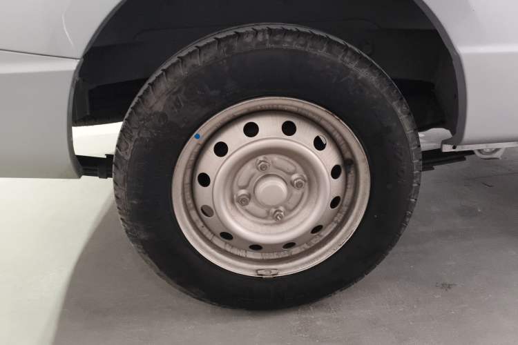 Used Wuling Rongguang S 2021 1.2L Standard Model Enclosed-Window Vehicle Power-Assist Version 2 Seats LSI
