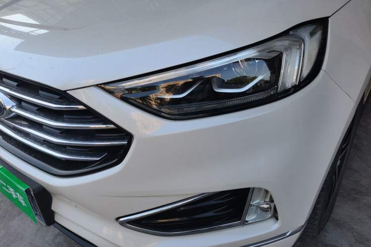 Used Ford Edge 2020 EcoBoost 245 Two-Wheel Drive Titanium 7-Seater