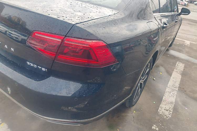 Used Volkswagen Magotan 2020 330TSI DSG Leading Model
