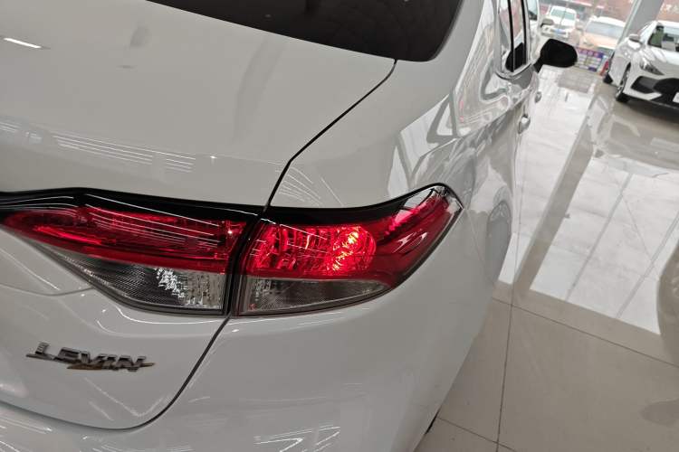 Used Toyota Levin 2022 Facelift TNGA 1.5L CVT Progressive Edition
