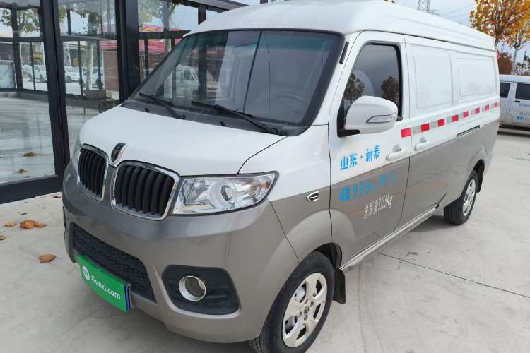 Used Jinbei New Hiace X30L 2019 1.5L Van Wealth Edition China VI SWC15M
