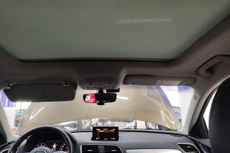 Used Audi Q3 2017 30 TFSI Fashion Model
