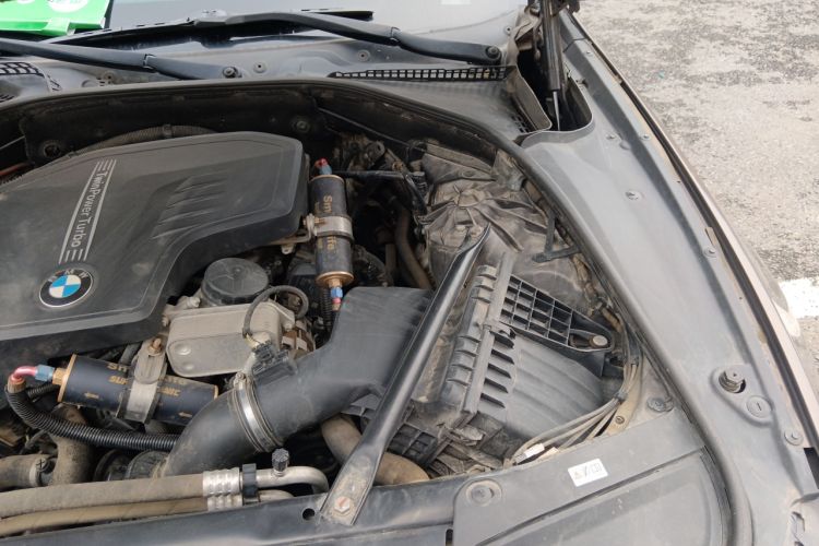 Used BMW 5 Series 2013 525Li Leading Model
