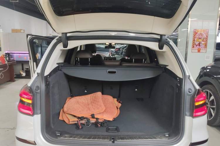 TDK.VehicleDetails.img