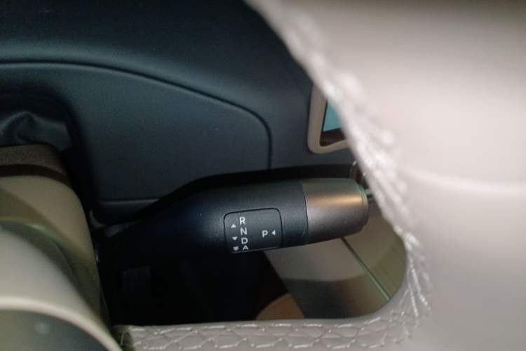 Used Li Auto MEGA 2025 Ultra Smart Refreshed Edition