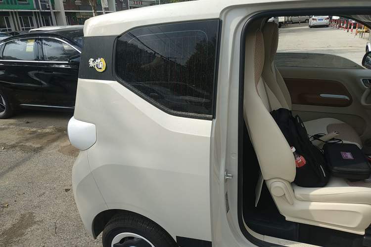 Used Wuling Hongguang MINIEV 2024 3rd Generation 215km Youth Edition

