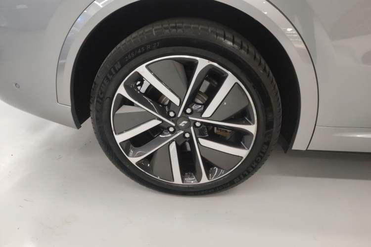 Used Li Auto L9 2022 Max model