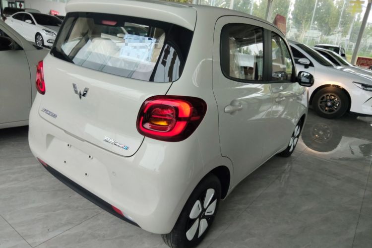 Used Wuling Hongguang MINIEV 2025 Four-Door Version Advanced Edition
