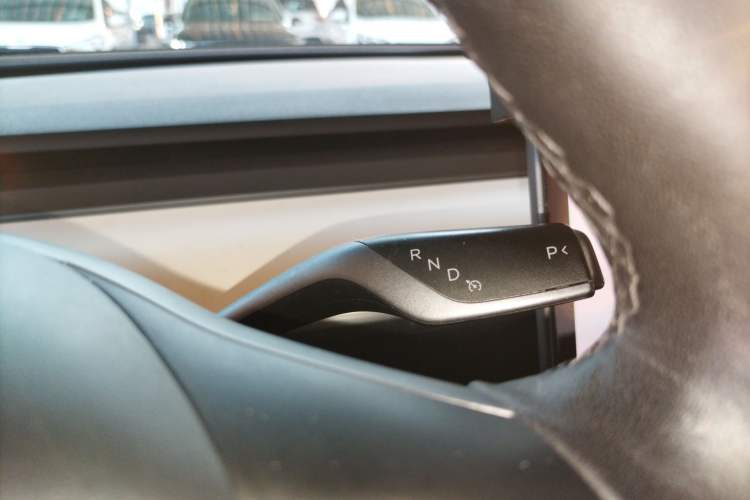 Used Tesla Model 3 2022 Rear-Wheel-Drive Version
