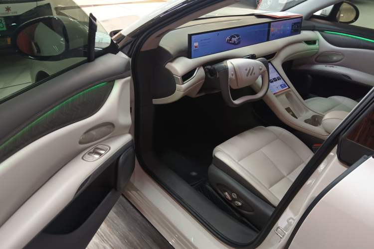 Used  LS6 2025 Long-Range Lingxi Smart Enjoyment Edition
