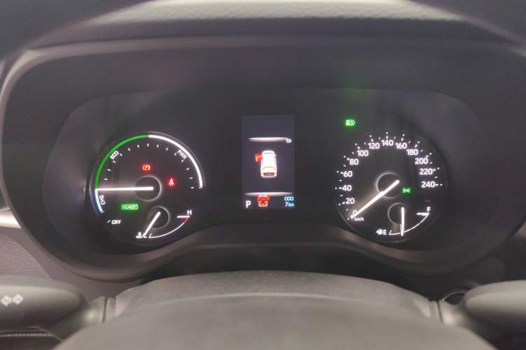 Used Toyota Granvia 2026 Model 2.5L Hybrid Comfort Edition