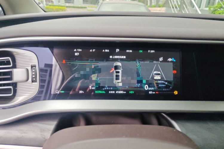 Used Denza D9 2024 DM-i 980 Four-Wheel Drive Prestige Model
