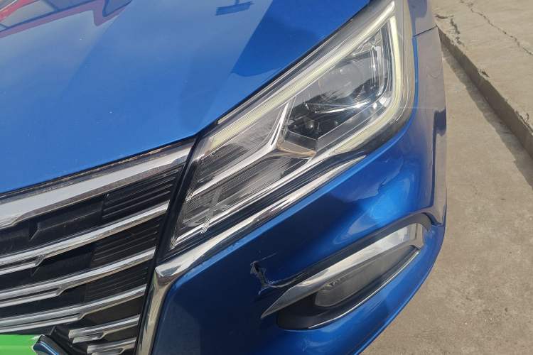 Used Roewe i5 2020 1.5L Automatic 4G Connect Luxury Flagship Edition
