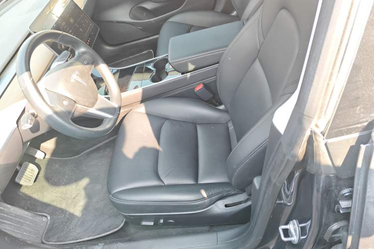 Used Tesla Model 3 2019 Long-Range All-Wheel-Drive Version