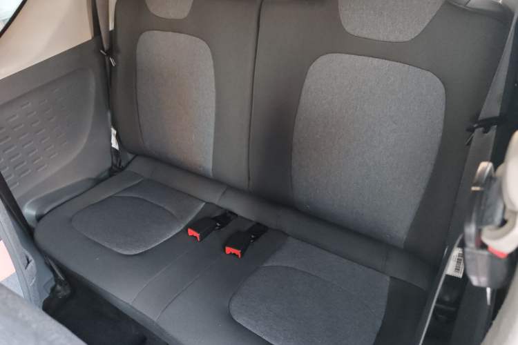 Used Wuling Hongguang MINIEV 2021 Macaron Premium Model – Lithium Iron Phosphate
