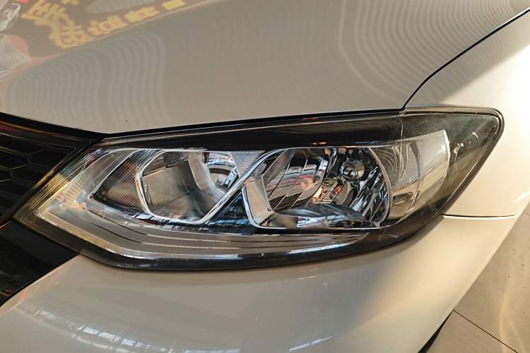 Used Nissan Tiida 2021 1.6L CVT Cool Edition