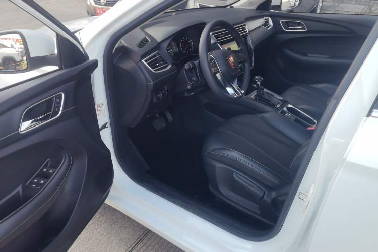 Used Roewe i5 2019 1.5L Automatic 4G Connected Linghao Flagship Edition
