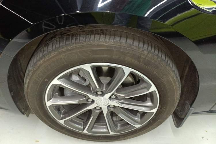 Used Buick LaCrosse 2022 652T Luxury Version
