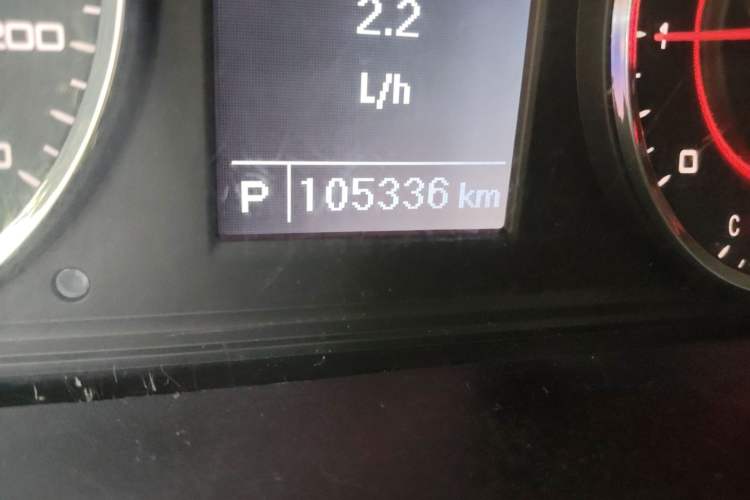 Used SAIC MAXUS G10 2016 2.0T Automatic Fashion Edition
