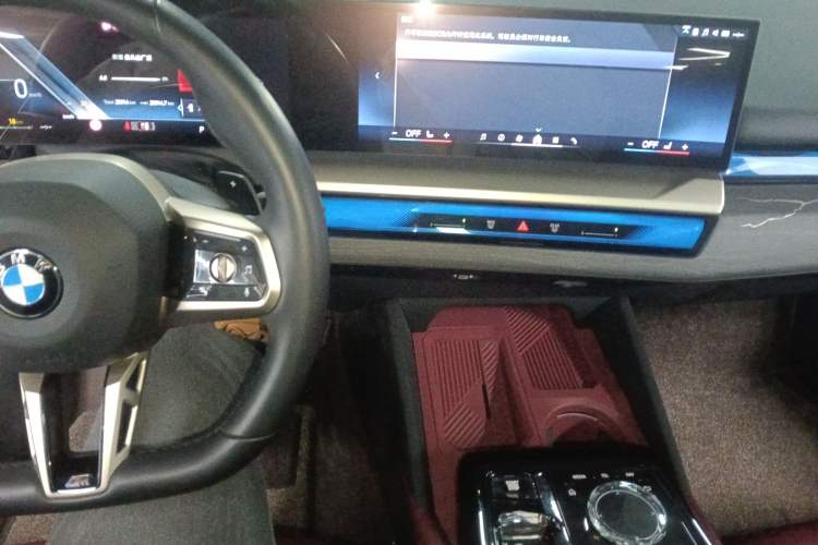 Used BMW 5 Series 2024 530Li Luxury Edition M Sport Package