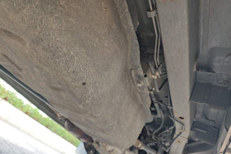 Used Jinbei New Hiace S 2022 1.5L Wealth Edition Air-Conditioner-Free Truck China VI Standard SWC15M
