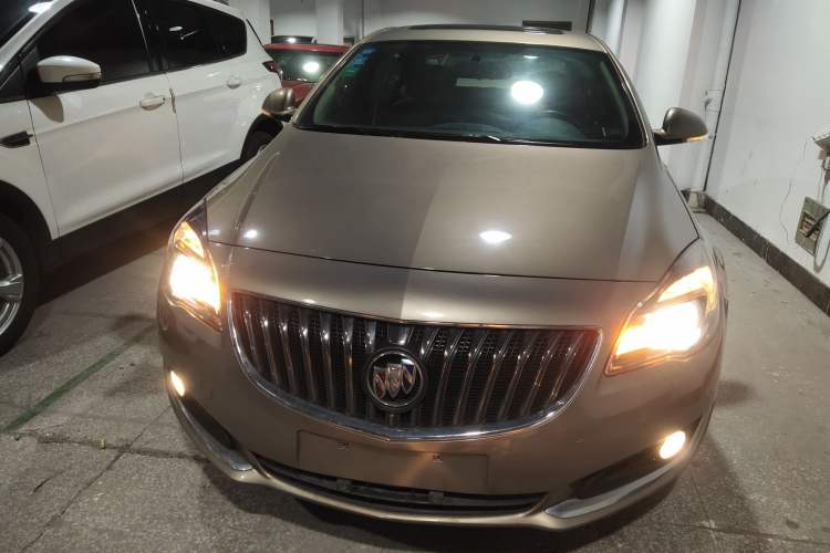 Used Buick Regal 2014 2.0L Leading Fashion Edition