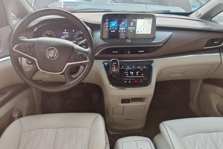 Used Buick GL8 2021 Land Cruiser Executive Class 652T Luxury Model
