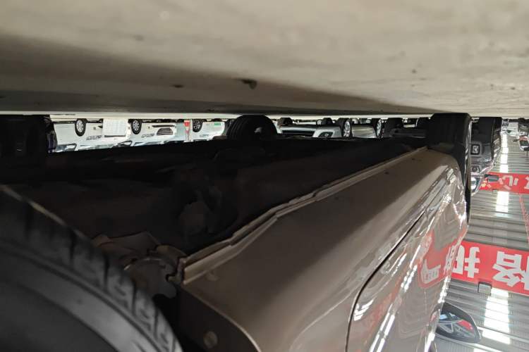 Used Geely Auto Emgrand 2019 Leading Edition 1.5L Manual Upward Asian Games Edition China VI