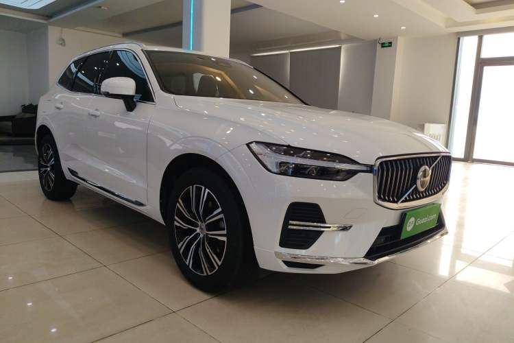 Used Volvo XC60 2022 B5 4x4 Smart Luxury Edition

