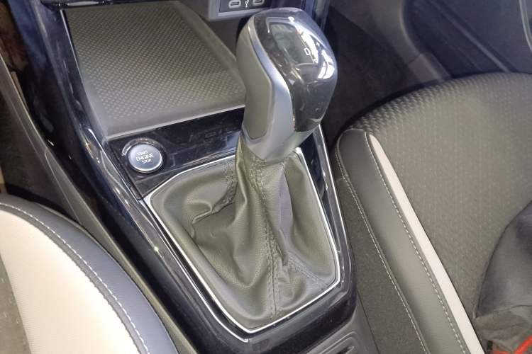 Used Volkswagen Tacqua 2023 200TSI DSG Joy-Connect Edition
