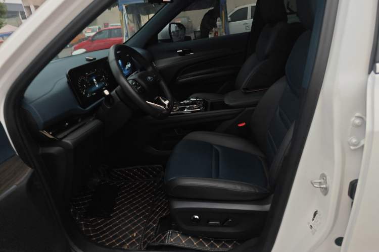 Used Ford Equator Sport 2023 EcoBoost 170 Premier Edition