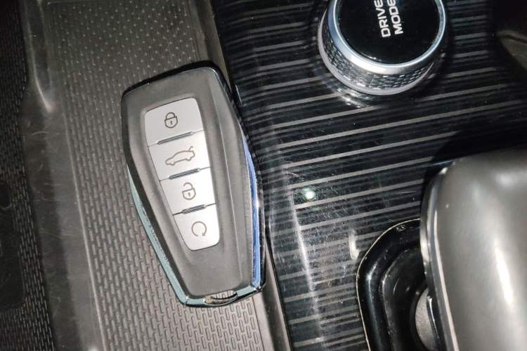 Used Geely Auto Monjaro L 2023 2.0TD High-Power Automatic Two-Wheel Drive Flagship Version
